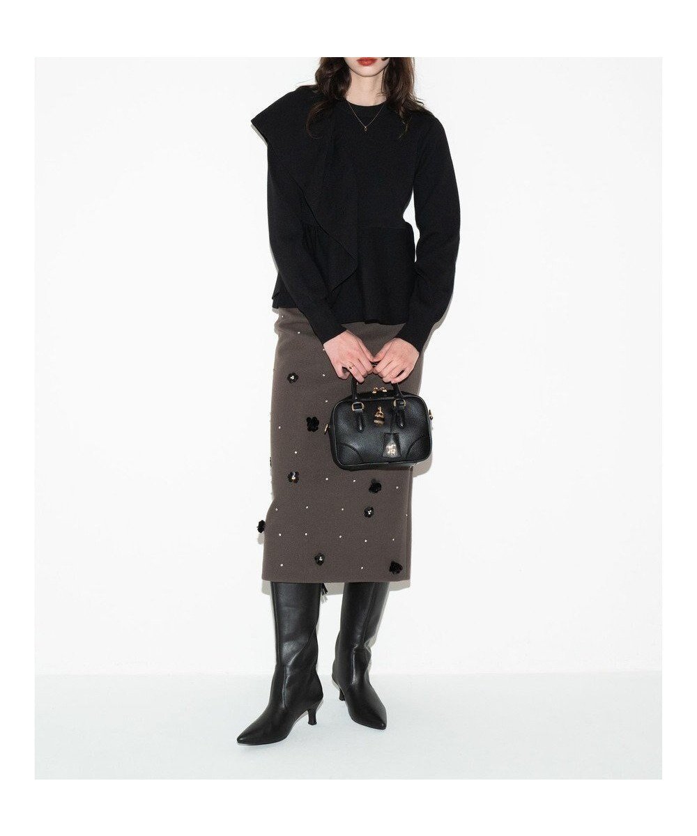 【テチチ/Te chichi】のビジューデザインナロースカート《2025winter catalog item》 インテリア・キッズ・メンズ・レディースファッション・服の通販 founy(ファニー) 　ファッション　Fashion　レディースファッション　Fashion for Women　スカート　Skirts　2025年　2025　2025-2026秋冬・A/W　Autumn/Winter 2025–26 AW25–26　冬　Winter / This Winter　エレガント 上品　Elegant　シンプル　Simple, Minimal　スリット　Slit, Slit Detail　バランス　Balance, Style Balance　ビジュー　Bijou, Jewel-like Accent　フェミニン　Feminine, Girly　フラワー　Flower, Floral　モチーフ　Motif, Design Theme　夏　Summer　S/S・春夏　SS, Spring/Summer, Warm Season　A/W・秋冬　Autumn/Winter　モカ|ID: prp329100004779988 ipo3291000000034674405