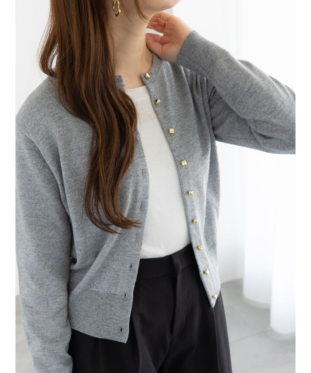 【テチチ/Te chichi】のメタルスクエア釦クルーネックカーディガン インテリア・キッズ・メンズ・レディースファッション・服の通販 founy(ファニー) 　ファッション　Fashion　レディースファッション　Fashion for Women　トップス・カットソー　Cut & Sew Tops　ニット　Knit Tops & Sweaters　カーディガン・羽織り　Layered Style Cardigans　クラシカル　Classical, Vintage-Inspired　コンパクト　Compact, Small Size　シンプル　Simple, Minimal　スクエア　Square, Square Shape　セーター　Sweater, Knitwear　メタル　Metal, Metal Parts　エレガント 上品　Elegant　夏　Summer　S/S・春夏　SS, Spring/Summer, Warm Season　A/W・秋冬　Autumn/Winter　シルバー|ID: prp329100004780000 ipo3291000000034779204
