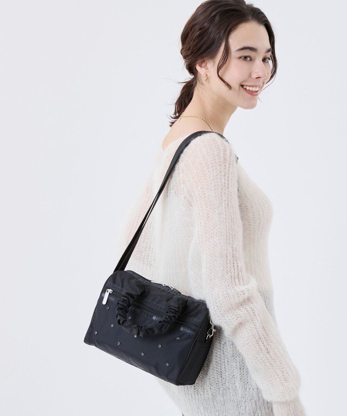 【レスポートサック/LeSportsac】のGH EVERYDAY SM SATCHEL /ビジューブラックグレー インテリア・キッズ・メンズ・レディースファッション・服の通販 founy(ファニー) https://founy.com/ ファッション Fashion レディースファッション Fashion for Women アクセサリー Fashion Accessories ギャザー Gathered, Ruffled コレクション Collection, Seasonal Line 軽量 Lightweight, Ultra Light ショルダー Shoulder, Shoulder Strap スポーツ Sports, Activewear 財布 Wallet, Purse トラベル Travel, Travel Gear ビジュー Bijou, Jewel-like Accent フリル Frill, Ruffle プリント Print, Printed Pattern ボストン Boston ポケット Pocket, Pocket Detail ラベンダー Lavender おすすめ Recommended / Our Picks 旅行 Travel エレガント 上品 Elegant ホリデーシーズン Holiday Season |ID: prp329100004780061 ipo3291000000034674770