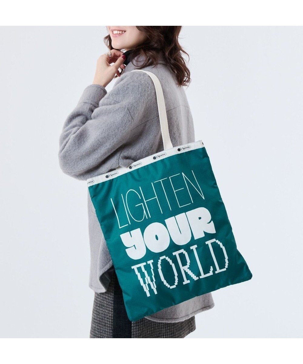 【レスポートサック/LeSportsac】のGRAND EMERALD TOTE/ライテンアップトート 人気、トレンドファッション・服の通販 founy(ファニー) 　ファッション　Fashion　レディースファッション　Fashion for Women　バッグ　Bags　コラボ　Collaboration, Collab　コレクション　Collection, Seasonal Line　軽量　Lightweight, Ultra Light　スタイリッシュ　Stylish, Fashionable　スリム　Slim, Slim Fit　雑誌　Magazine, Fashion Magazine　定番　Standard, Basic Item　ニューヨーク　New York, NYC Style　人気　Popular, Best Seller　プリント　Print, Printed Pattern　ポケット　Pocket, Pocket Detail　モダン　Modern, Contemporary　ワーク　Workwear, Utility Style　おすすめ　Recommended / Our Picks　ビジネス 仕事 通勤　Business / Work / Commuting　 other-1|ID: prp329100004780067 ipo3291000000034674797