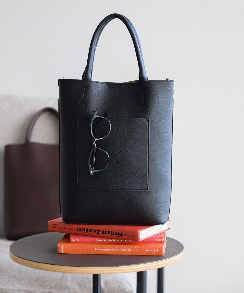 【アメリカンホリック/AMERICAN HOLIC】の【2WAY】ショルダートートバッグ 人気、トレンドファッション・服の通販 founy(ファニー) 　ファッション　Fashion　レディースファッション　Fashion for Women　バッグ　Bags　アメリカン　American Style　ショルダー　Shoulder, Shoulder Strap　スタイリッシュ　Stylish, Fashionable　スマート　Smart, Elegant　トレンド　Trend, Trending Now　ポケット　Pocket, Pocket Detail　 other-1|ID: prp329100004780107 ipo3291000000034674937