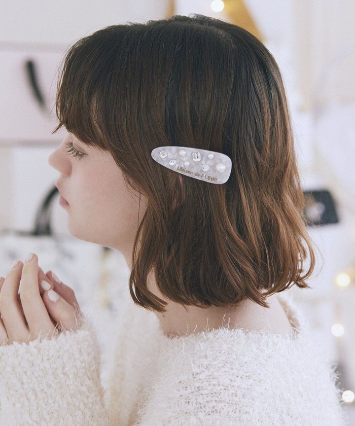 【メゾンドフルール/Maison de FLEUR】のビジューアセチクリップ インテリア・キッズ・メンズ・レディースファッション・服の通販 founy(ファニー) https://founy.com/ ファッション Fashion レディースファッション Fashion for Women シュシュ&ヘアアクセ/ヘアアレンジ Scrunchies & Hair Accessories おすすめ Recommended / Our Picks アクセサリー Fashion Accessories ギフト プレゼント Gift / Present ビジュー Bijou, Jewel-like Accent ホリデーシーズン Holiday Season ランダム Random, Irregular |ID: prp329100004780120 ipo3291000000034674989