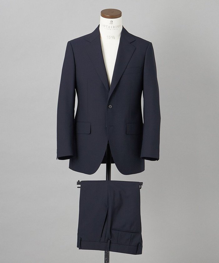 【五大陸/gotairiku / MEN】の【オールシーズン対応】WOOL×POLYESTER ライトウェイト スーツ(ネイビーストライプ) インテリア・キッズ・メンズ・レディースファッション・服の通販 founy(ファニー) https://founy.com/ ファッション Fashion メンズファッション Fashion for Men セットアップ Matching Sets おすすめ Recommended / Our Picks シェイプ Shape, Slim Fit スーツ Suit, Formalwear セットアップ Set-Up, Coordinated Outfit テーパード Tapered, Tapered Pants ベーシック Basic, Essential レギュラー Regular, Standard Fit 夏 Summer S/S・春夏 SS, Spring/Summer, Warm Season A/W・秋冬 Autumn/Winter |ID: prp329100004780784 ipo3291000000034685410