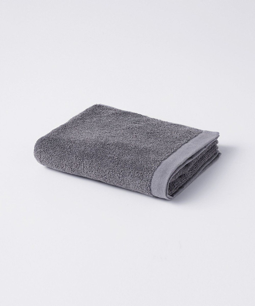【ホワイトメイルズ/WHITE MAILS】のFACE TOWEL フェイスタオル インテリア・キッズ・メンズ・レディースファッション・服の通販 founy(ファニー) ファッション Fashion レディースファッション Fashion for Women 吸水 Absorbent, Quick-Dry 抗菌 Antibacterial, Bacteria-Resistant 軽量 Lightweight, Ultra Light タオル Towel, Bath Towel フェイス Face, Facial Design 冬 Winter / This Winter 夏 Summer グレー|ID: prp329100004780825 ipo3291000000034685646