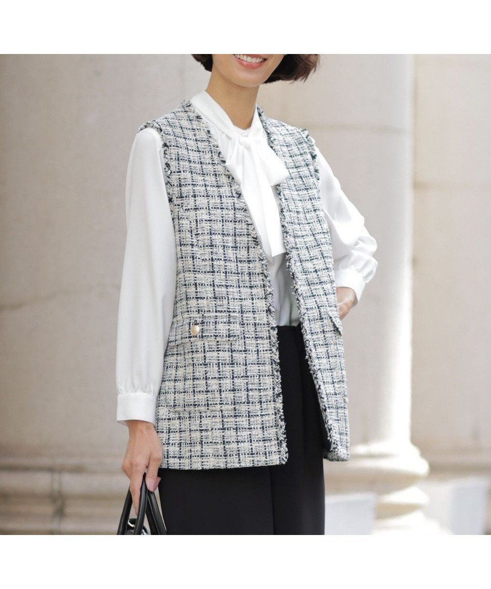 【ジェイ プレス/J.PRESS】のファニーツイード ジレ 人気、トレンドファッション・服の通販 founy(ファニー) 　ファッション　Fashion　レディースファッション　Fashion for Women　アウター　Coat / Outerwear Collection　レディースジャケット・軽アウター　Jackets　インナー　Innerwear　オケージョン　Occasion Wear　クラシック　Classic, Timeless Style　ジャケット　Jacket, Outerwear　スタイリッシュ　Stylish, Fashionable　ツイード　Twill, Twill Weave　デニム　Denim, Jeans Material　パッチ　Patch, Appliqué　フリンジ　Fringe, Tassel　ポケット　Pocket, Pocket Detail　メタル　Metal, Metal Parts　モダン　Modern, Contemporary　ワイド　Wide, Wide Fit　A/W・秋冬　Autumn/Winter　S/S・春夏　SS, Spring/Summer, Warm Season　夏　Summer　エレガント 上品　Elegant　セレモニー　Ceremony　 other-1|ID: prp329100004780848 ipo3291000000035126676