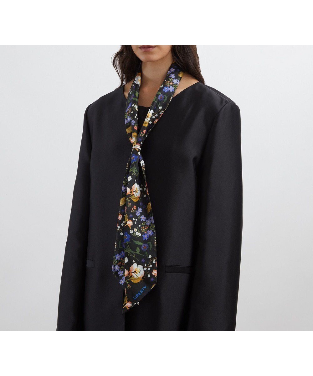 【リバティ/LIBERTY】のハイジ 8x160 スキニー シルクスカーフ インテリア・キッズ・メンズ・レディースファッション・服の通販 founy(ファニー) 　ファッション　Fashion　レディースファッション　Fashion for Women　イタリア　Italy　シルク　Silk, 100% Silk　スカーフ　Scarf, Neckwear　スキニー　Skinny, Slim Fit　バンダナ　Bandana, Head Scarf　プリント　Print, Printed Pattern　今季　This Season, Current Season　ブラック|ID: prp329100004780858 ipo3291000000034685751