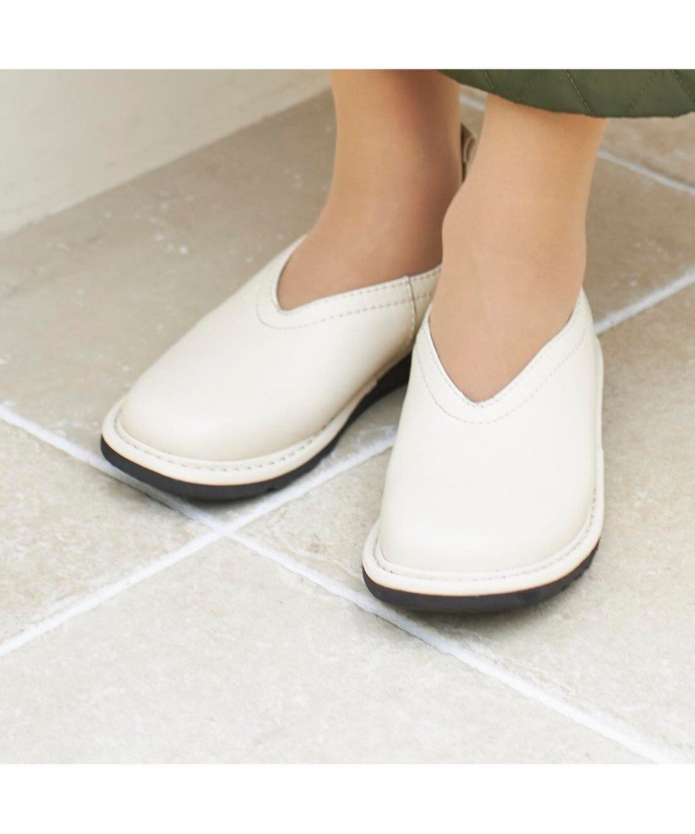 【イング/ing】のing 【サスティナブル】深めカットフラットシューズ 人気、トレンドファッション・服の通販 founy(ファニー) 　ファッション　Fashion　レディースファッション　Fashion for Women　抗菌　Antibacterial, Bacteria-Resistant　シューズ　Shoes, Footwear　トレンド　Trend, Trending Now　バランス　Balance, Style Balance　フラット　Flat, Flat Shoes　ベーシック　Basic, Essential　ライナー　Liner, Inner Layer　ライニング　Inner Lining, Inner Fabric, Lined　リラックス　Relax, Relaxed Fit　A/W・秋冬　Autumn/Winter　 other-1|ID: prp329100004781939 ipo3291000000034696119