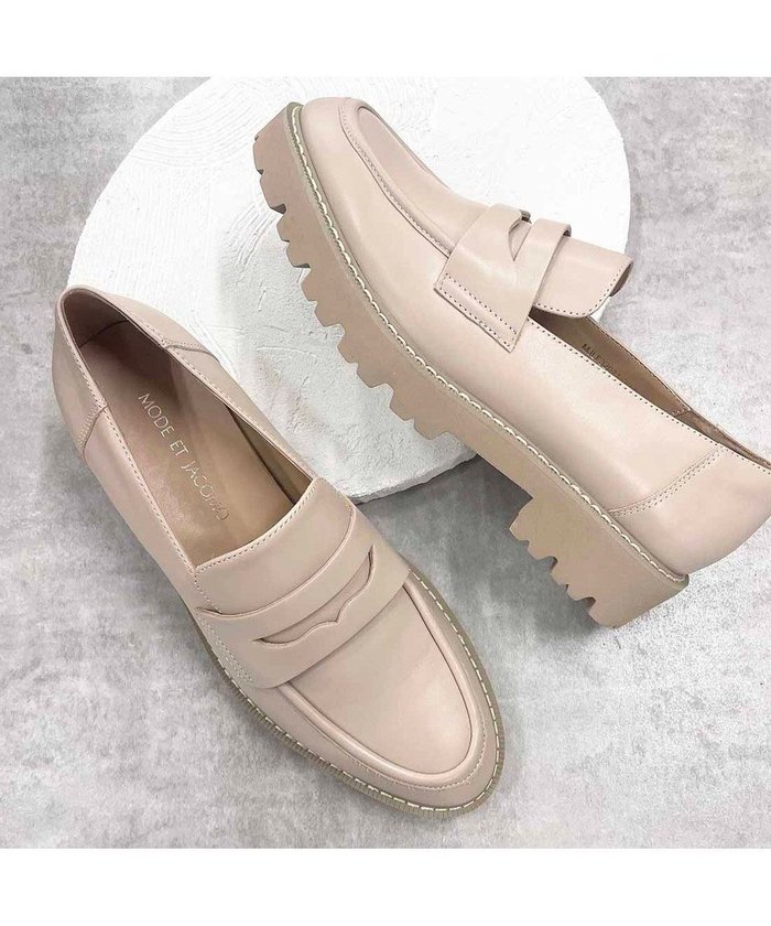 【モード エ ジャコモ/MODE ET JACOMO】のMODE ET JACOMO 厚底コインローファー インテリア・キッズ・メンズ・レディースファッション・服の通販 founy(ファニー) https://founy.com/ ファッション Fashion レディースファッション Fashion for Women エナメル Patent Leather クール Cool, Chic シューズ Shoes, Footwear ソックス Socks, Hosiery トレンド Trend, Trending Now ドレス Dress, One-Piece ビジネス 仕事 通勤 Business / Work / Commuting 厚底 Platform Shoes 定番 Standard, Basic Item A/W・秋冬 Autumn/Winter |ID: prp329100004781941 ipo3291000000034696127