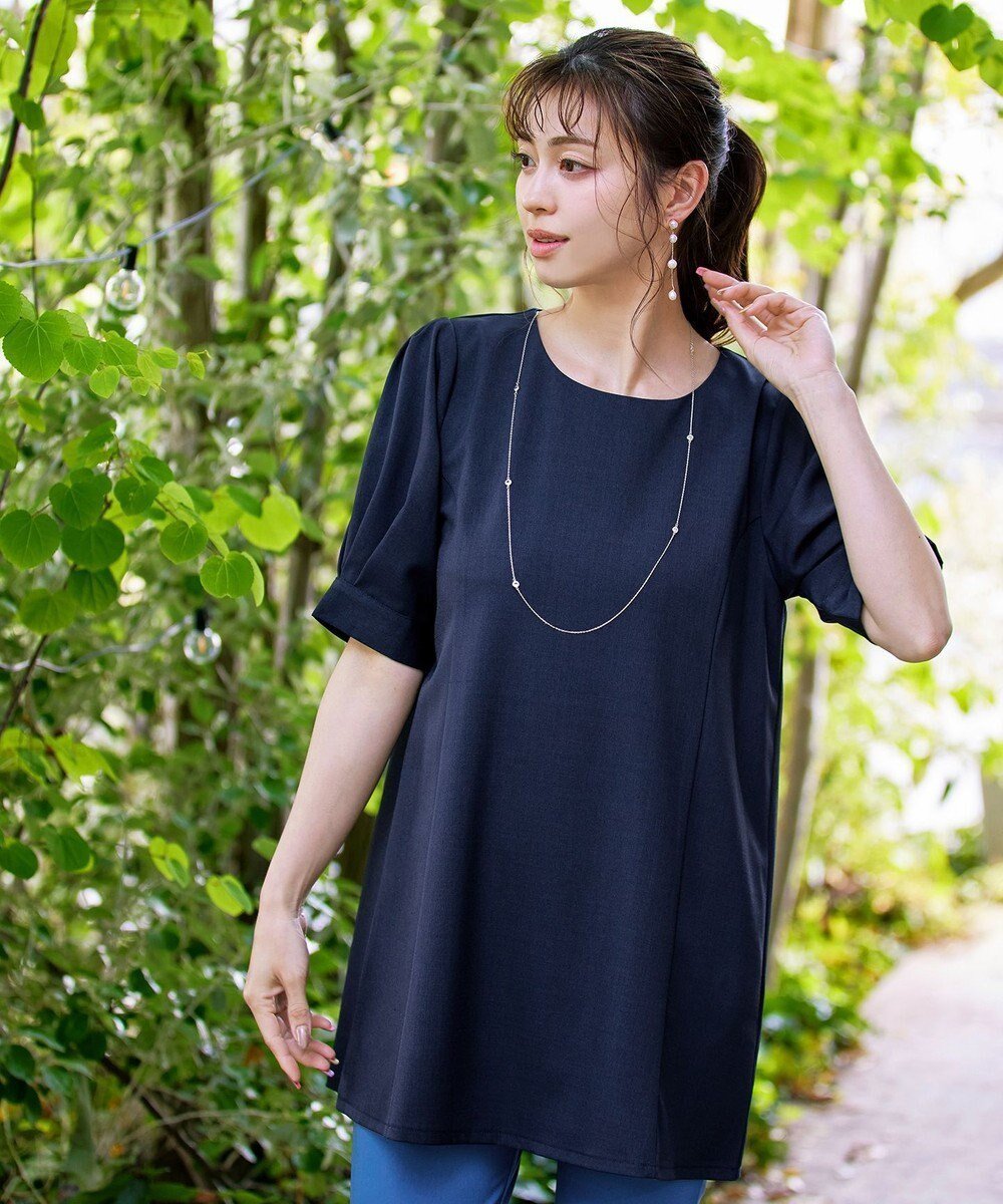 【ティアクラッセ/Tiaclasse】の【洗える】パフスリーブチュニックブラウス 人気、トレンドファッション・服の通販 founy(ファニー) 　ファッション　Fashion　レディースファッション　Fashion for Women　トップス・カットソー　Cut & Sew Tops　シャツ・ブラウス・オフィスカジュアル　Elegant Blouses & Button-Ups　ウォッシャブル　Machine Washable　春　Spring　洗える　Machine Washable　カーディガン　Cardigan, Knitwear　スリーブ　Sleeve, Long Sleeve / Short Sleeve　チュニック　Tunic, Long Top　ポケット　Pocket, Pocket Detail　半袖　Short Sleeve, Half Sleeve　ラウンド　Round, Round Neck　ロング　Long, Long-Length　S/S・春夏　SS, Spring/Summer, Warm Season　再入荷　Restock / Back in Stock　夏　Summer　エレガント 上品　Elegant　新作・新入荷　New Arrivals / New In　 other-1|ID: prp329100004781952 ipo3291000000034696265