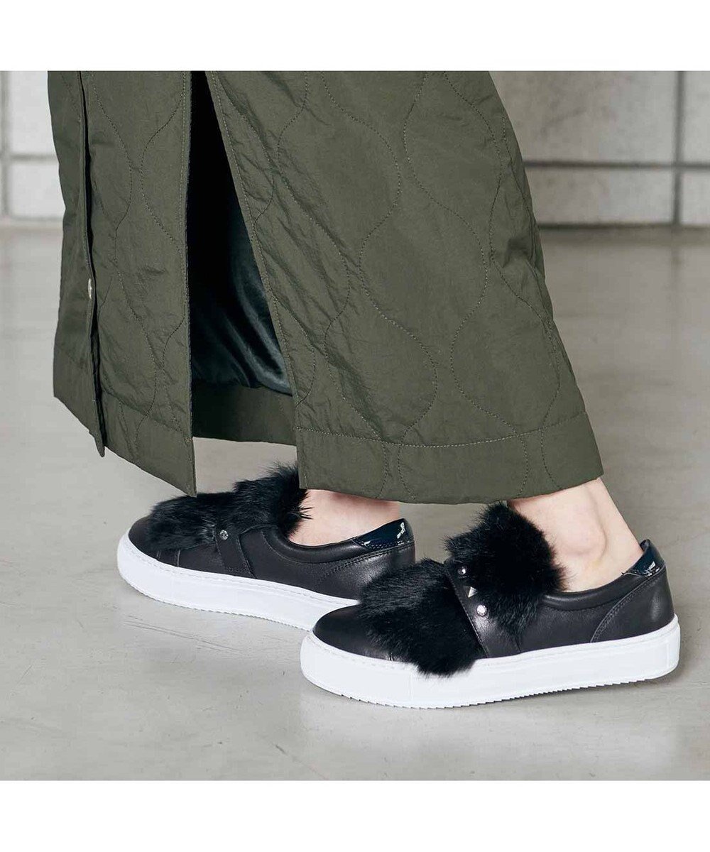 【モード エ ジャコモ/MODE ET JACOMO】のMODE ET JACOMO ボリュームファースリッポン 人気、トレンドファッション・服の通販 founy(ファニー) 　ファッション　Fashion　レディースファッション　Fashion for Women　クッション　Cushion, Throw Pillow　クール　Cool, Chic　シューズ　Shoes, Footwear　スタッズ　Studs, Metal Accents　スニーカー　Sneakers, Trainers　スリッポン　Slip-On, Loafer　A/W・秋冬　Autumn/Winter　 other-1|ID: prp329100004781971 ipo3291000000034696373