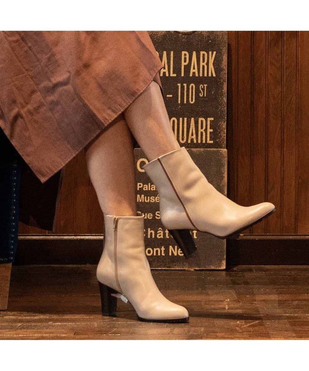 【モード エ ジャコモ/MODE ET JACOMO】のMODE ET JACOMO サイドラインアーモンドトゥブーツ インテリア・キッズ・メンズ・レディースファッション・服の通販 founy(ファニー) 　ファッション　Fashion　レディースファッション　Fashion for Women　アーモンドトゥ　Almond Toe Shoes　クール　Cool, Chic　シューズ　Shoes, Footwear　ショート　Short, Short Length　エレガント 上品　Elegant　日本製　Made In Japan　A/W・秋冬　Autumn/Winter　アイボリー|ID: prp329100004782640 ipo3291000000034706401