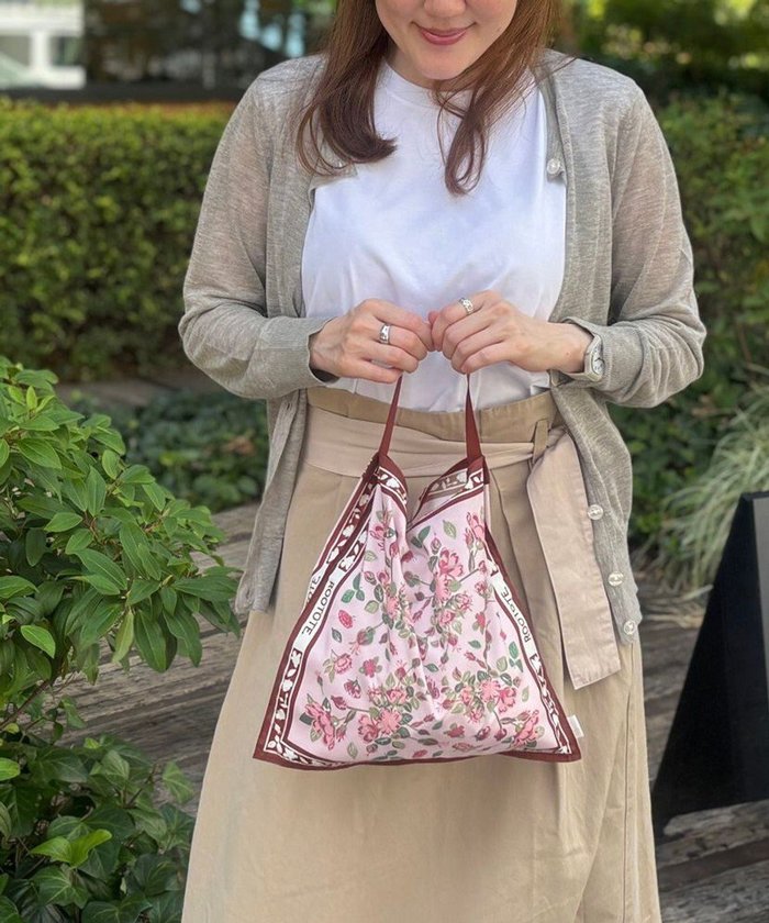 【ルートート/ROOTOTE】の3676【ルートート】LT.タブロー32-A インテリア・キッズ・メンズ・レディースファッション・服の通販 founy(ファニー) https://founy.com/ ファッション Fashion レディースファッション Fashion for Women バッグ Bags アクセサリー Fashion Accessories カメラ Camera Accessories コンパクト Compact, Small Size シンプル Simple, Minimal スカーフ Scarf, Neckwear ハンカチ Handkerchief, Hanky ビビッド Vivid, Bright Tone フラワー Flower, Floral プリント Print, Printed Pattern ボックス Boxy, Box Shape ポケット Pocket, Pocket Detail モチーフ Motif, Design Theme ランダム Random, Irregular おすすめ Recommended / Our Picks ギフト プレゼント Gift / Present 新作・新入荷 New Arrivals / New In |ID: prp329100004782683 ipo3291000000034736118