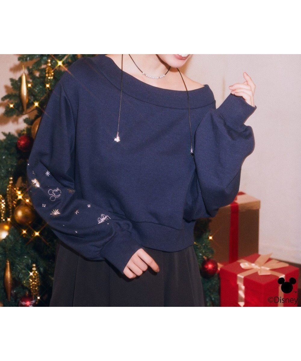 【アースミュージックアンドエコロジー/earth music&ecology】のDisney/キラキラモチーフ刺繍オフショルスウェット 人気、トレンドファッション・服の通販 founy(ファニー) 　ファッション　Fashion　レディースファッション　Fashion for Women　トップス・カットソー　Cut & Sew Tops　レディースパーカー・カジュアルフーディー　Casual Hoodies & Sweatshirts　スウェット・クルーネックトップス　Sweatshirts & Crewnecks / Relaxed Fit Sweat Tops　キャラクター　Character, Licensed Characters　スウェット / スエット　Sweatshirt, Sweatwear　バランス　Balance, Style Balance　フェミニン　Feminine, Girly　フォルム　Silhouette, Form　プリント　Print, Printed Pattern　ボトム　Bottoms, Lower Wear　モチーフ　Motif, Design Theme　A/W・秋冬　Autumn/Winter　 other-1|ID: prp329100004782715 ipo3291000000034706678