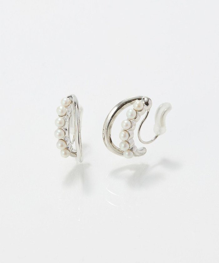 【フィービィー/phoebe】の〈痛くないシリーズ/アレルギー対応〉プチパールダブルフープライトフィットイヤリング シルバー インテリア・キッズ・メンズ・レディースファッション・服の通販 founy(ファニー) https://founy.com/ ファッション Fashion レディースファッション Fashion for Women ジュエリー Jewelry ファッションリング Fashion Rings イヤリング・フープ・ドロップタイプ Hoop, Drop & Clip Earrings おすすめ Recommended / Our Picks アクセサリー Fashion Accessories イヤリング Earrings シルバー Silver, Metallic Silver シンプル Simple, Minimal ダブル Double, Double-Breasted パール Pearl, Pearl Accent フェミニン Feminine, Girly メタル Metal, Metal Parts モチーフ Motif, Design Theme エレガント 上品 Elegant 軽量 Lightweight, Ultra Light |ID: prp329100004782781 ipo3291000000034706993