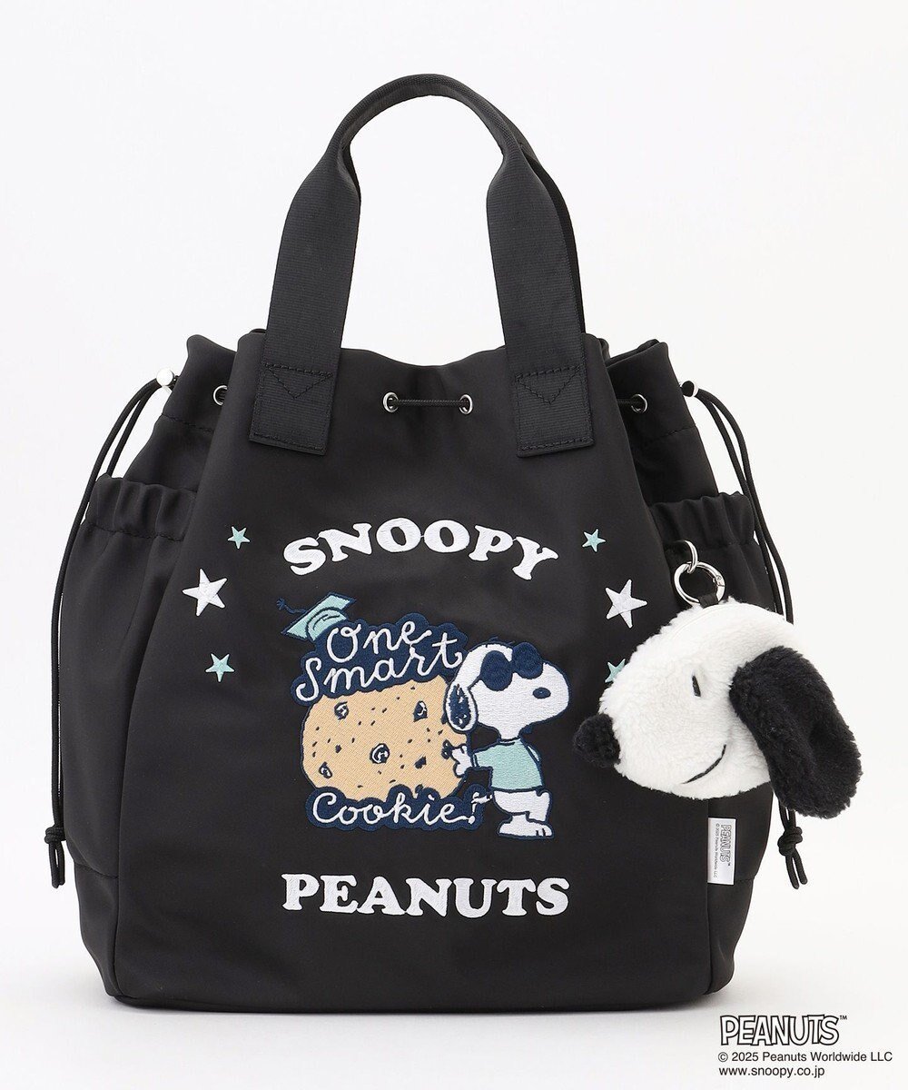 【イザック/Y'SACCS】のSNOOPYデザイン 2way巾着トート(クッキー) インテリア・キッズ・メンズ・レディースファッション・服の通販 founy(ファニー) 　ファッション　Fashion　レディースファッション　Fashion for Women　バッグ　Bags　イラスト　Illustration　スマート　Smart, Elegant　フェイス　Face, Facial Design　ポケット　Pocket, Pocket Detail　ポーチ　Pouch, Small Case　巾着　Drawstring Bag, Kinchaku　ブラック|ID: prp329100004784782 ipo3291000000035706355