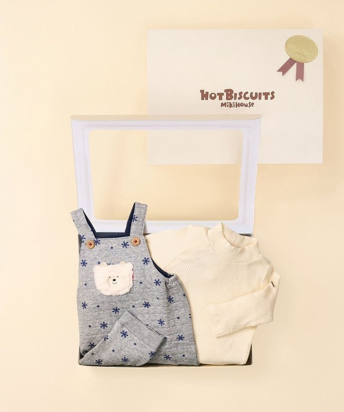 【ミキハウスホットビスケッツ/MIKI HOUSE HOT BISCUITS / KIDS】のキルト素材 オーバーオール&Tシャツギフトセット【BOX付き】 インテリア・キッズ・メンズ・レディースファッション・服の通販 founy(ファニー) https://founy.com/ ファッション Fashion キッズファッション Fashion for Kids おすすめ Recommended / Our Picks キルト Quilt, Quilted Fabric ギフト プレゼント Gift / Present セパレート Separate, Two-Piece フィット Fit, Slim Fit ベビー Baby, Babywear ポケット Pocket, Pocket Detail モックネック Mock Neck, Short Turtleneck |ID: prp329100004784792 ipo3291000000034735640