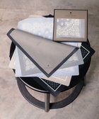 【五大陸/gotairiku / MEN】のBOX入りでギフトに最適【高機能吸水 / 抗菌防臭加工/シワになりにくい】バンダナハンカチ グレー×ペイズリー|ID: prp329100004784795 ipo3291000000034735653