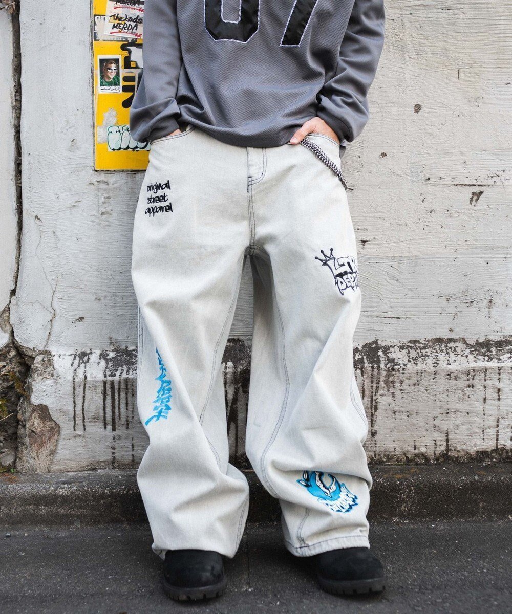 【ウィゴー/WEGO / MEN】のグラフィックデニムパンツ インテリア・キッズ・メンズ・レディースファッション・服の通販 founy(ファニー) ファッション Fashion メンズファッション Fashion for Men ボトムス Bottoms デニムパンツ・ジーンズ Denim Pants 春 Spring グラフィック Graphic, Graphic Design シンプル Simple, Minimal スマホ Smartphone, Mobile Device デニム Denim, Jeans Material トレンド Trend, Trending Now フロント Front, Front Design ワイド Wide, Wide Fit ワンポイント One Point, Statement Accent S/S・春夏 SS, Spring/Summer, Warm Season プチプライス・低価格 Affordable / Budget Price 夏 Summer グレー|ID: prp329100004784807 ipo3291000000034735712