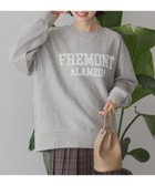 【アメリカンホリック/AMERICAN HOLIC】のFREMONT ロゴスウェットプルオーバー 人気、トレンドファッション・服の通販 founy(ファニー) ファッション Fashion レディースファッション Fashion for Women トップス・カットソー Cut & Sew Tops レディースパーカー・カジュアルフーディー Casual Hoodies & Sweatshirts カジュアルプルオーバー・ニットトップス Pullovers & Knit Tops / Casual Pullovers スウェット・クルーネックトップス Sweatshirts & Crewnecks / Relaxed Fit Sweat Tops アメリカン American Style スウェット / スエット Sweatshirt, Sweatwear スタイリッシュ Stylish, Fashionable フォルム Silhouette, Form フロント Front, Front Design プリント Print, Printed Pattern ポケット Pocket, Pocket Detail ルーズ Loose, Oversized A/W・秋冬 Autumn/Winter おすすめ Recommended / Our Picks thumbnail Light Gray Mixture|ID: prp329100004784871 ipo3291000000035625631
