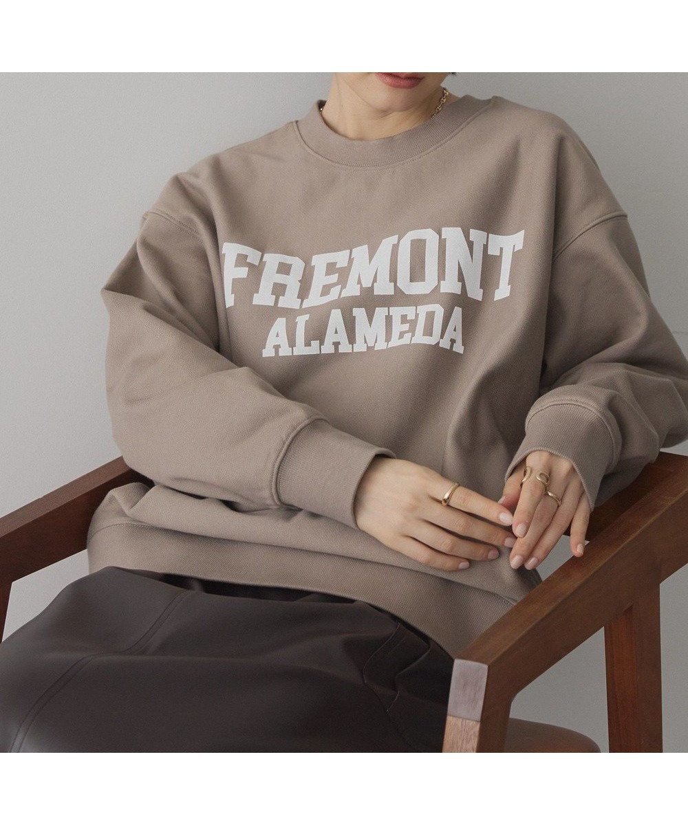 【アメリカンホリック/AMERICAN HOLIC】のFREMONT ロゴスウェットプルオーバー インテリア・キッズ・メンズ・レディースファッション・服の通販 founy(ファニー) ファッション Fashion レディースファッション Fashion for Women トップス・カットソー Cut & Sew Tops レディースパーカー・カジュアルフーディー Casual Hoodies & Sweatshirts カジュアルプルオーバー・ニットトップス Pullovers & Knit Tops / Casual Pullovers スウェット・クルーネックトップス Sweatshirts & Crewnecks / Relaxed Fit Sweat Tops アメリカン American Style スウェット / スエット Sweatshirt, Sweatwear スタイリッシュ Stylish, Fashionable フォルム Silhouette, Form フロント Front, Front Design プリント Print, Printed Pattern ポケット Pocket, Pocket Detail ルーズ Loose, Oversized A/W・秋冬 Autumn/Winter おすすめ Recommended / Our Picks Gray Beige|ID: prp329100004784871 ipo3291000000035625635
