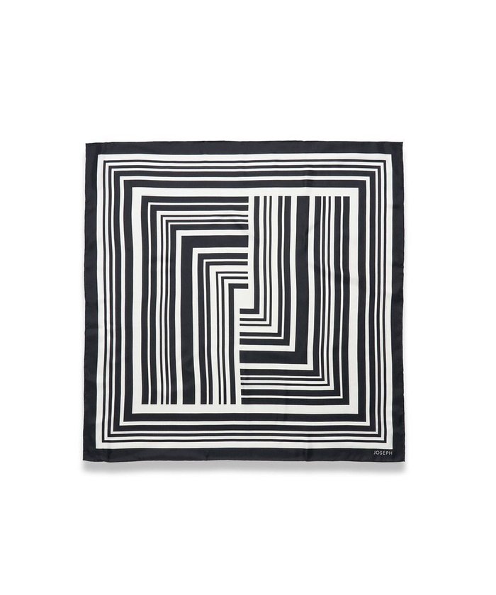 【ジョゼフ/JOSEPH】のラージシルクスカーフ Zenza インテリア・キッズ・メンズ・レディースファッション・服の通販 founy(ファニー) https://founy.com/ ファッション Fashion レディースファッション Fashion for Women クラシック Classic, Timeless Style ショール Shawl, Wrap シルク Silk, 100% Silk シンプル Simple, Minimal スカーフ Scarf, Neckwear ストライプ Stripe, Striped Pattern ストール Stole, Wrap パターン Pattern, Design Print 夏 Summer S/S・春夏 SS, Spring/Summer, Warm Season A/W・秋冬 Autumn/Winter |ID: prp329100004784881 ipo3291000000034736055