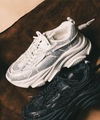 【スティーブマデン/STEVE MADDEN】のVAULT 2R ボリュームソール ラインストーンスニーカー 人気、トレンドファッション・服の通販 founy(ファニー) ファッション Fashion レディースファッション Fashion for Women 厚底 Platform Shoes シューズ Shoes, Footwear ストーン Stone, Gem-Like スニーカー Sneakers, Trainers フォルム Silhouette, Form A/W・秋冬 Autumn/Winter thumbnail ホワイト|ID: prp329100004787090 ipo3291000000035549489