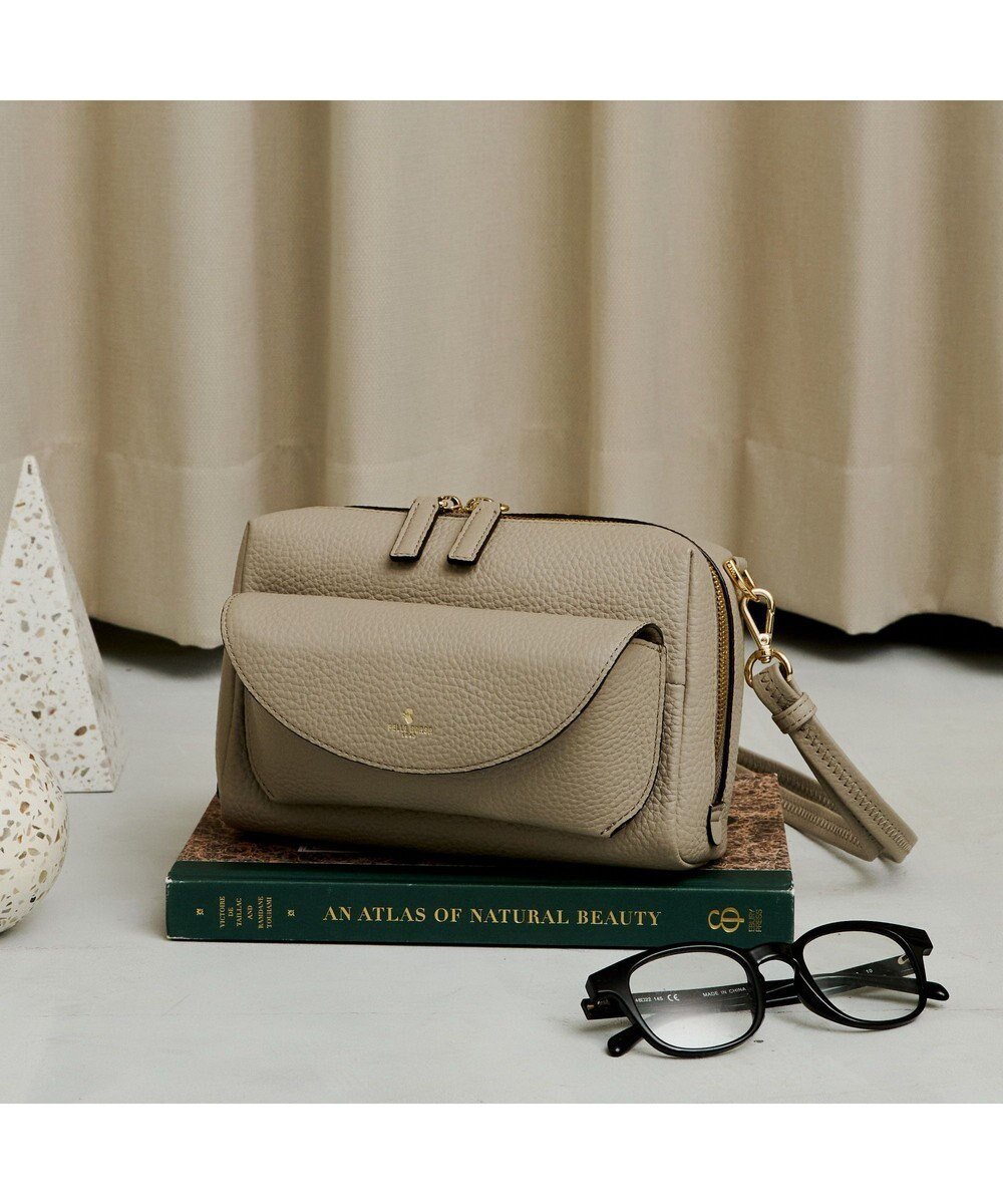 【ペレボルサ/PELLE BORSA】のレザーポシェット メガネポケット付き Reinette レネット 4795 インテリア・キッズ・メンズ・レディースファッション・服の通販 founy(ファニー) 　ファッション　Fashion　レディースファッション　Fashion for Women　サングラス&メガネ　Sunglasses & Eyewear　抗菌　Antibacterial, Bacteria-Resistant　サングラス　Sunglasses, Shades　ショルダー　Shoulder, Shoulder Strap　スクエア　Square, Square Shape　財布　Wallet, Purse　フォルム　Silhouette, Form　フラップ　Flap, Flap Pocket　ポケット　Pocket, Pocket Detail　ポシェット　Pochette, Mini Bag　メガネ　Glasses, Eyewear　おすすめ　Recommended / Our Picks　日本製　Made In Japan　グレージュ|ID: prp329100004787137 ipo3291000000034745802