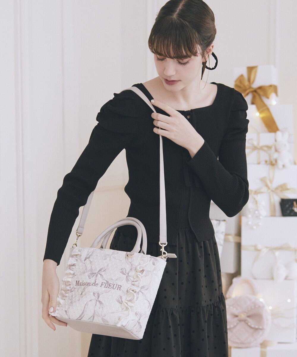 【メゾンドフルール/Maison de FLEUR】のツイードリボンプリント2WayバッグM 人気、トレンドファッション・服の通販 founy(ファニー) 　ファッション　Fashion　レディースファッション　Fashion for Women　ツイード　Twill, Twill Weave　フェミニン　Feminine, Girly　フリル　Frill, Ruffle　フロント　Front, Front Design　ホリデーシーズン　Holiday Season　ポケット　Pocket, Pocket Detail　リボン　Ribbon, Bow　 other-1|ID: prp329100004787148 ipo3291000000034745856