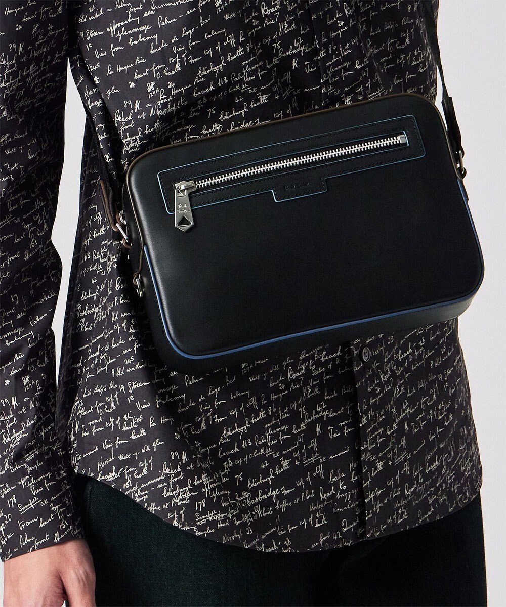 【ポールスミス/Paul Smith / MEN】のロゴエンボス ミニショルダーバッグ インテリア・キッズ・メンズ・レディースファッション・服の通販 founy(ファニー) ファッション Fashion メンズファッション Fashion for Men バッグ Bags シンプル Simple, Minimal スマート Smart, Elegant メンズ Men's, Menswear モダン Modern, Contemporary エレガント 上品 Elegant ブラック|ID: prp329100004789601 ipo3291000000034757083