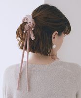 【メゾンドフルール/Maison de FLEUR】のベロアリボンシュシュ 人気、トレンドファッション・服の通販 founy(ファニー) ファッション Fashion レディースファッション Fashion for Women トップス・カットソー Cut & Sew Tops ベロアトップス Velour Tops / Velvet-Look Items シュシュ&ヘアアクセ/ヘアアレンジ Scrunchies & Hair Accessories おすすめ Recommended / Our Picks アクセサリー Fashion Accessories ギフト プレゼント Gift / Present トレンド Trend, Trending Now プレート Plate, Dish ベロア Velour, Soft Velvet ホリデーシーズン Holiday Season リボン Ribbon, Bow エレガント 上品 Elegant |ID:prp329100004791563