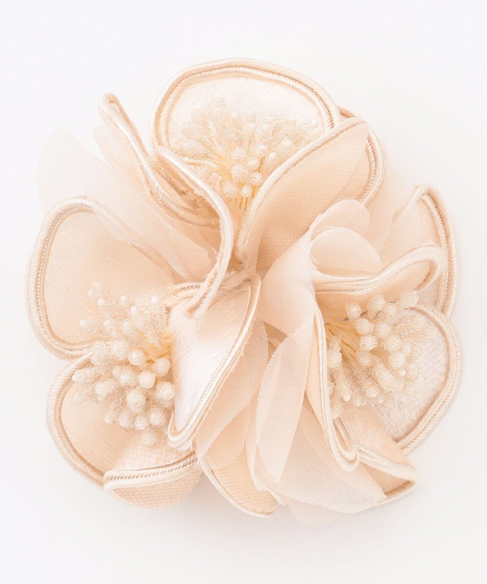 【エニィ スィス/any SiS】のトリムフラワー コサージュ インテリア・キッズ・メンズ・レディースファッション・服の通販 founy(ファニー) ファッション Fashion レディースファッション Fashion for Women アクセサリー Fashion Accessories サテン Satin, Glossy Fabric チュール Tulip, Tulip Motif フラワー Flower, Floral ブローチ Brooch, Pin Brooch リップ Lip, Lip Motif エレガント 上品 Elegant 新作・新入荷 New Arrivals / New In ベージュ|ID: prp329100004791566 ipo3291000000034767628