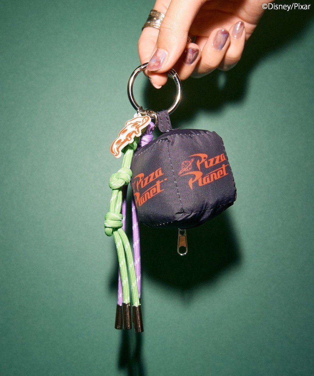 【アメリカンホリック/AMERICAN HOLIC】の【PIZZA PLANET】チャーム インテリア・キッズ・メンズ・レディースファッション・服の通販 founy(ファニー) ファッション Fashion レディースファッション Fashion for Women アクセサリー Fashion Accessories アメリカン American Style スクエア Square, Square Shape スタイリッシュ Stylish, Fashionable チャーム Charm, Pendant ポーチ Pouch, Small Case おすすめ Recommended / Our Picks Black|ID: prp329100004791697 ipo3291000000034768126