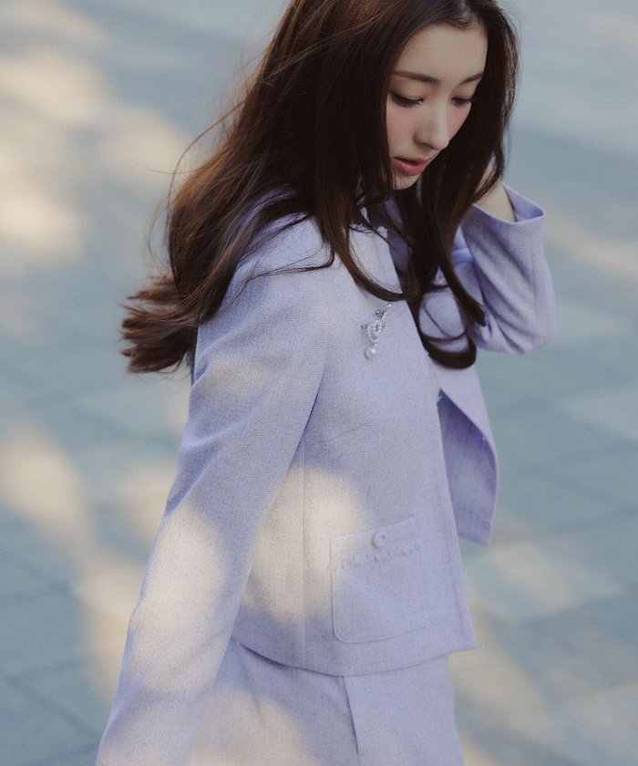 【トッカ/TOCCA】の【宮本茉由さん着用】FROST MIST TWEED ジャケット インテリア・キッズ・メンズ・レディースファッション・服の通販 founy(ファニー) https://founy.com/ ファッションモデル・俳優・女優 Models 女性 Women 宮本茉由 MIyamoto Mayu ファッション Fashion レディースファッション Fashion for Women アウター Coat / Outerwear Collection レディースジャケット・軽アウター Jackets ノーカラージャケット / シンプル上品コーデ Collarless Jackets コンパクト Compact, Small Size ジャケット Jacket, Outerwear ツイード Twill, Twill Weave トレンド Trend, Trending Now ドレス Dress, One-Piece 夏 Summer S/S・春夏 SS, Spring/Summer, Warm Season A/W・秋冬 Autumn/Winter |ID: prp329100004791748 ipo3291000000035147811