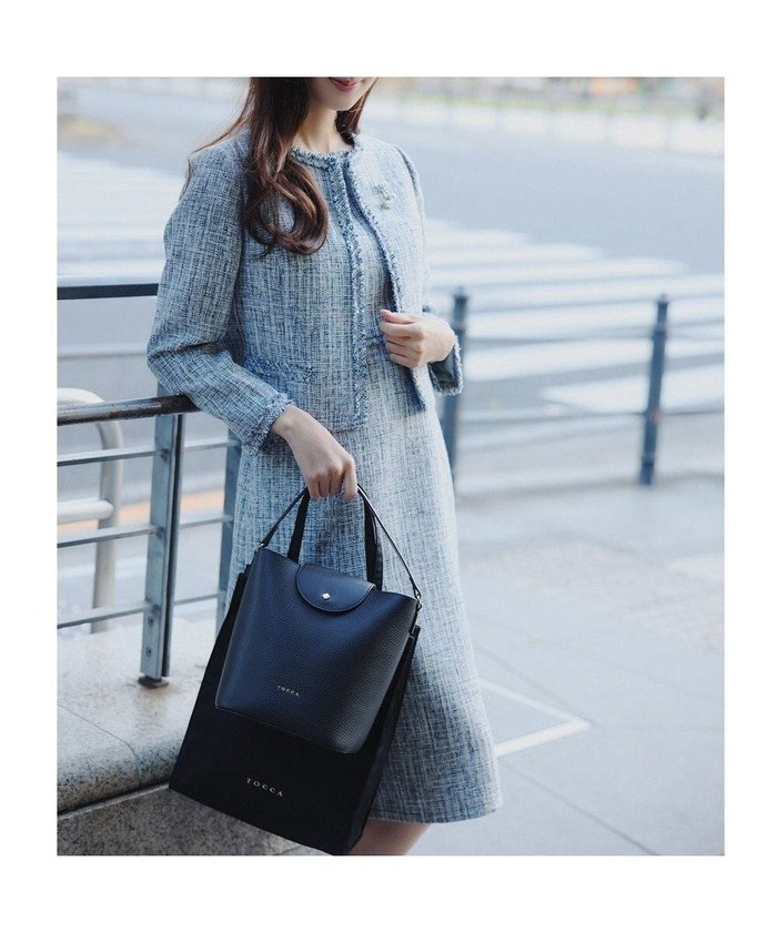 【トッカ/TOCCA】の【00サイズあり】【宮本茉由さん着用】GLOW SILHOUETTE ドレス インテリア・キッズ・メンズ・レディースファッション・服の通販 founy(ファニー) https://founy.com/ ファッションモデル・俳優・女優 Models 女性 Women 宮本茉由 MIyamoto Mayu ファッション Fashion レディースファッション Fashion for Women ワンピース Dresses フォーマル・パーティードレス・結婚式用ドレス Elegant & Casual Dresses おすすめ Recommended / Our Picks エレガント 上品 Elegant ジャケット Jacket, Outerwear セットアップ Set-Up, Coordinated Outfit ツイード Twill, Twill Weave ドレス Dress, One-Piece パーティ Party, Party Style フォーマル Formal, Dressy 夏 Summer S/S・春夏 SS, Spring/Summer, Warm Season A/W・秋冬 Autumn/Winter 結婚式 Wedding |ID: prp329100004791756 ipo3291000000034877924