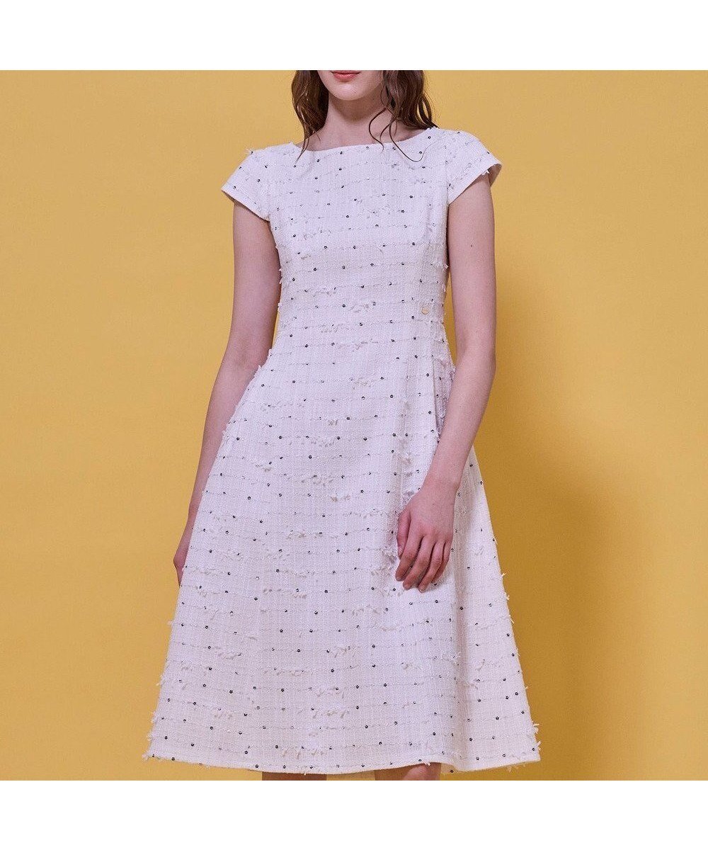 【トッカ/TOCCA】のFLOWER HIDE AND SEEK ドレス インテリア・キッズ・メンズ・レディースファッション・服の通販 founy(ファニー) ファッション Fashion レディースファッション Fashion for Women ワンピース Dresses フォーマル・パーティードレス・結婚式用ドレス Elegant & Casual Dresses アクセサリー Fashion Accessories シンプル Simple, Minimal ジャケット Jacket, Outerwear スパンコール Sequins, Sequin Embellishment セットアップ Set-Up, Coordinated Outfit ドレス Dress, One-Piece フィット Fit, Slim Fit フラワー Flower, Floral フレア Flare, Flared モチーフ Motif, Design Theme エレガント 上品 Elegant 夏 Summer S/S・春夏 SS, Spring/Summer, Warm Season A/W・秋冬 Autumn/Winter アイボリー系|ID: prp329100004791757 ipo3291000000034768373