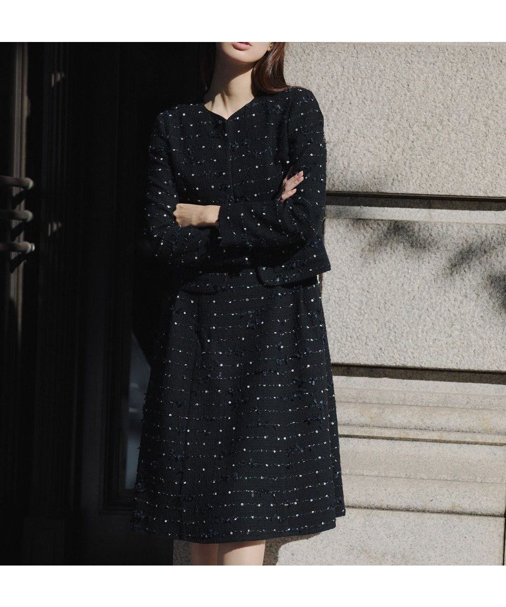 【トッカ/TOCCA】の【宮本茉由さん着用】FLOWER HIDE AND SEEK ドレス インテリア・キッズ・メンズ・レディースファッション・服の通販 founy(ファニー) ファッションモデル・俳優・女優 Models 女性 Women 宮本茉由 MIyamoto Mayu ファッション Fashion レディースファッション Fashion for Women ワンピース Dresses フォーマル・パーティードレス・結婚式用ドレス Elegant & Casual Dresses アクセサリー Fashion Accessories シンプル Simple, Minimal ジャケット Jacket, Outerwear スパンコール Sequins, Sequin Embellishment セットアップ Set-Up, Coordinated Outfit ドレス Dress, One-Piece フィット Fit, Slim Fit フラワー Flower, Floral フレア Flare, Flared モチーフ Motif, Design Theme A/W・秋冬 Autumn/Winter S/S・春夏 SS, Spring/Summer, Warm Season 夏 Summer エレガント 上品 Elegant ブラック系|ID: prp329100004791757 ipo3291000000034846490