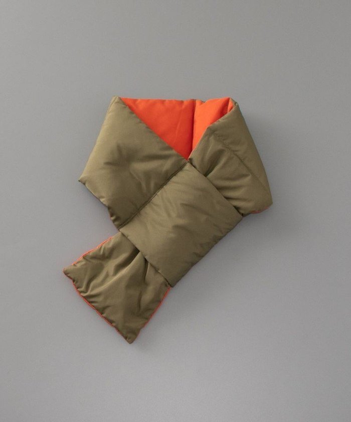 【アウロラ/AURORA】のWEB限定 リバーシブル差込 ダウン マフラー インテリア・キッズ・メンズ・レディースファッション・服の通販 founy(ファニー) https://founy.com/ ファッション Fashion レディースファッション Fashion for Women マフラー・スヌード / 冬小物の定番 Scarves & Mufflers おすすめ Recommended / Our Picks アウトドア Outdoor Clothing コンパクト Compact, Small Size スタイリッシュ Stylish, Fashionable スヌード Snood, Infinity Scarf ダウン Down, Puffer マフラー Scarf, Muffler リバーシブル Reversible, Two-Sided 旅行 Travel A/W・秋冬 Autumn/Winter |ID: prp329100004793239 ipo3291000000034778941