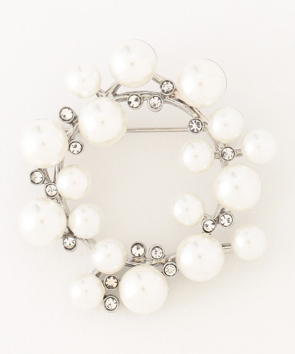 【エニィ スィス/any SiS】のサークルパール調 ブローチ インテリア・キッズ・メンズ・レディースファッション・服の通販 founy(ファニー) ファッション Fashion レディースファッション Fashion for Women アクセサリー Fashion Accessories サークル Circle, Round Design シンプル Simple, Minimal セレモニー Ceremony パール Pearl, Pearl Accent ブローチ Brooch, Pin Brooch マフラー Scarf, Muffler ワンポイント One Point, Statement Accent 人気 Popular, Best Seller 冬 Winter / This Winter 定番 Standard, Basic Item 新作・新入荷 New Arrivals / New In シルバー系|ID: prp329100004793250 ipo3291000000034778997