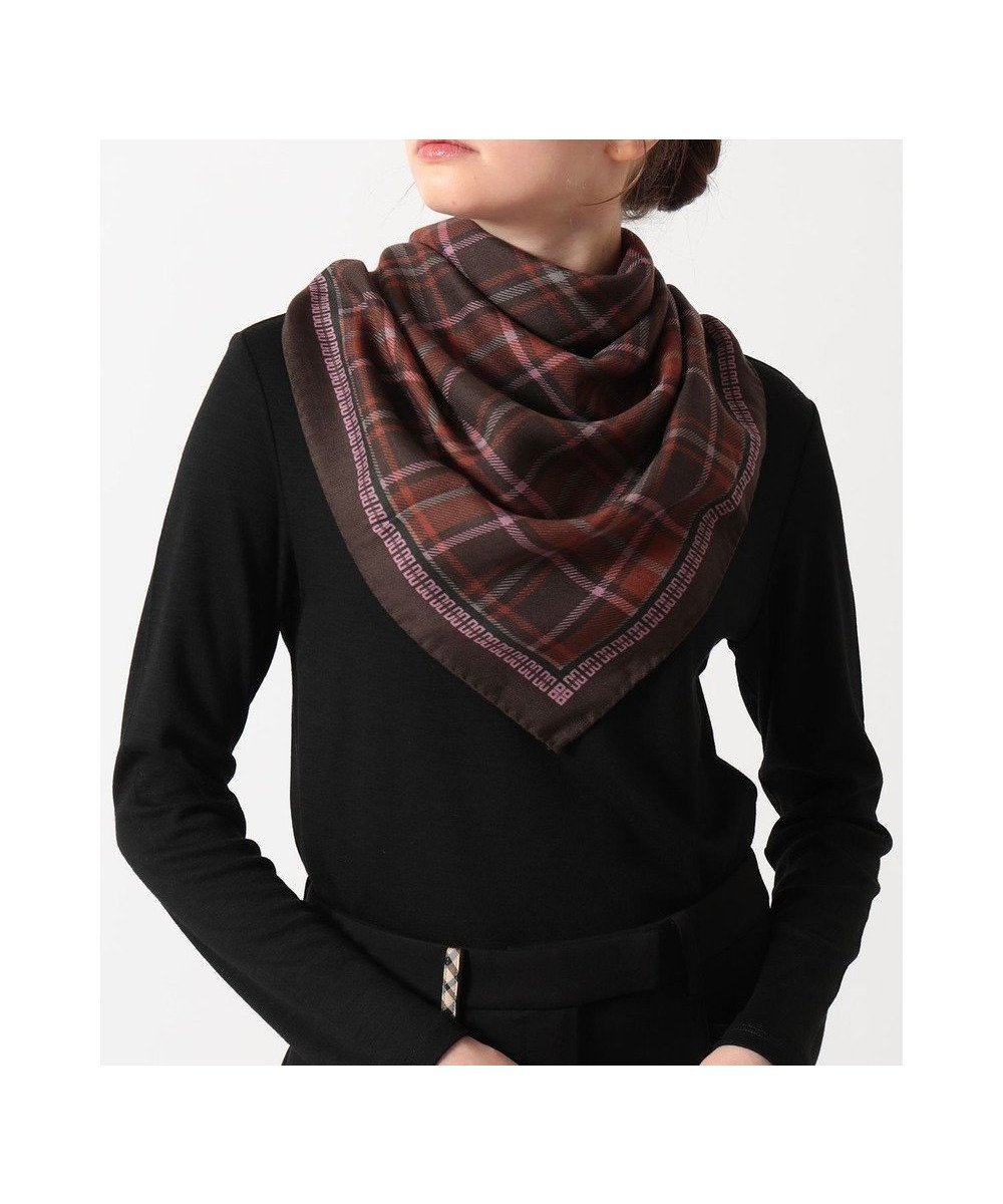【ダックス/DAKS】のウールシルク チェックストール 人気、トレンドファッション・服の通販 founy(ファニー) 　ファッション　Fashion　レディースファッション　Fashion for Women　アクセサリー　Fashion Accessories　イタリア　Italy　シルク　Silk, 100% Silk　スカーフ　Scarf, Neckwear　ストール　Stole, Wrap　チェック　Check, Plaid, Tartan　バンダナ　Bandana, Head Scarf　冬　Winter / This Winter　 other-1|ID: prp329100004793253 ipo3291000000034779003