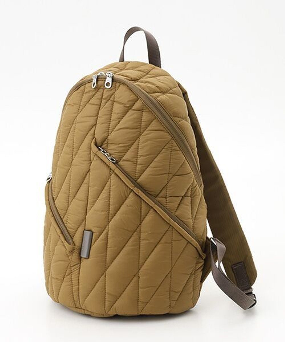 【イザック/Y'SACCS】のバイアスキルトリュック インテリア・キッズ・メンズ・レディースファッション・服の通販 founy(ファニー) ファッション Fashion レディースファッション Fashion for Women バッグ Bags キルト Quilt, Quilted Fabric スマート Smart, Elegant タフタ Taffeta, Structured Fabric バイアス Bias, Diagonal Cut ボンディング Bonding, Bonded Fabric ポケット Pocket, Pocket Detail リュック Backpack, Rucksack イエロー系その他|ID: prp329100004793281 ipo3291000000034779139