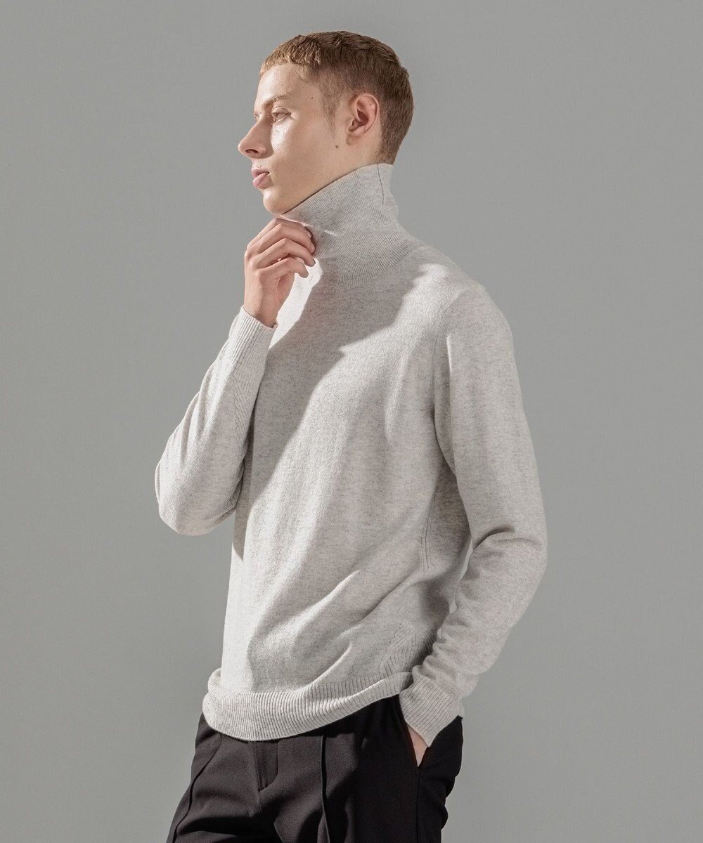 【ジョゼフ オム/JOSEPH HOMME / MEN】のピュアカシミヤ タートルネックニット インテリア・キッズ・メンズ・レディースファッション・服の通販 founy(ファニー) 　ファッション　Fashion　メンズファッション　Fashion for Men　トップス・カットソー　Cut & Sew Tops　ニット・セーター / 定番トップス　Knit Tops & Sweaters　インナー　Innerwear　シンプル　Simple, Minimal　ジャケット　Jacket, Outerwear　スタンダード　Standard, Basic　セーター　Sweater, Knitwear　タートルネック　Turtleneck, High Neck　ダウン　Down, Puffer　レギュラー　Regular, Standard Fit　定番　Standard, Basic Item　A/W・秋冬　Autumn/Winter　ライトグレー系|ID: prp329100004796153 ipo3291000000034796731