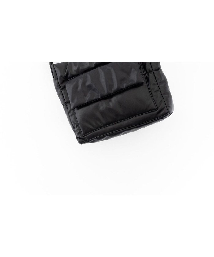 【ジョゼフ オム/JOSEPH HOMME / MEN】のシンセティックソフトレザー ワンショルダーバッグ Mサイズ インテリア・キッズ・メンズ・レディースファッション・服の通販 founy(ファニー) https://founy.com/ ファッション Fashion メンズファッション Fashion for Men バッグ Bags リアル Real, Realistic ワンポイント One Point, Statement Accent 冬 Winter / This Winter 春 Spring 秋 Autumn 軽量 Lightweight, Ultra Light |ID: prp329100004796161 ipo3291000000034796767