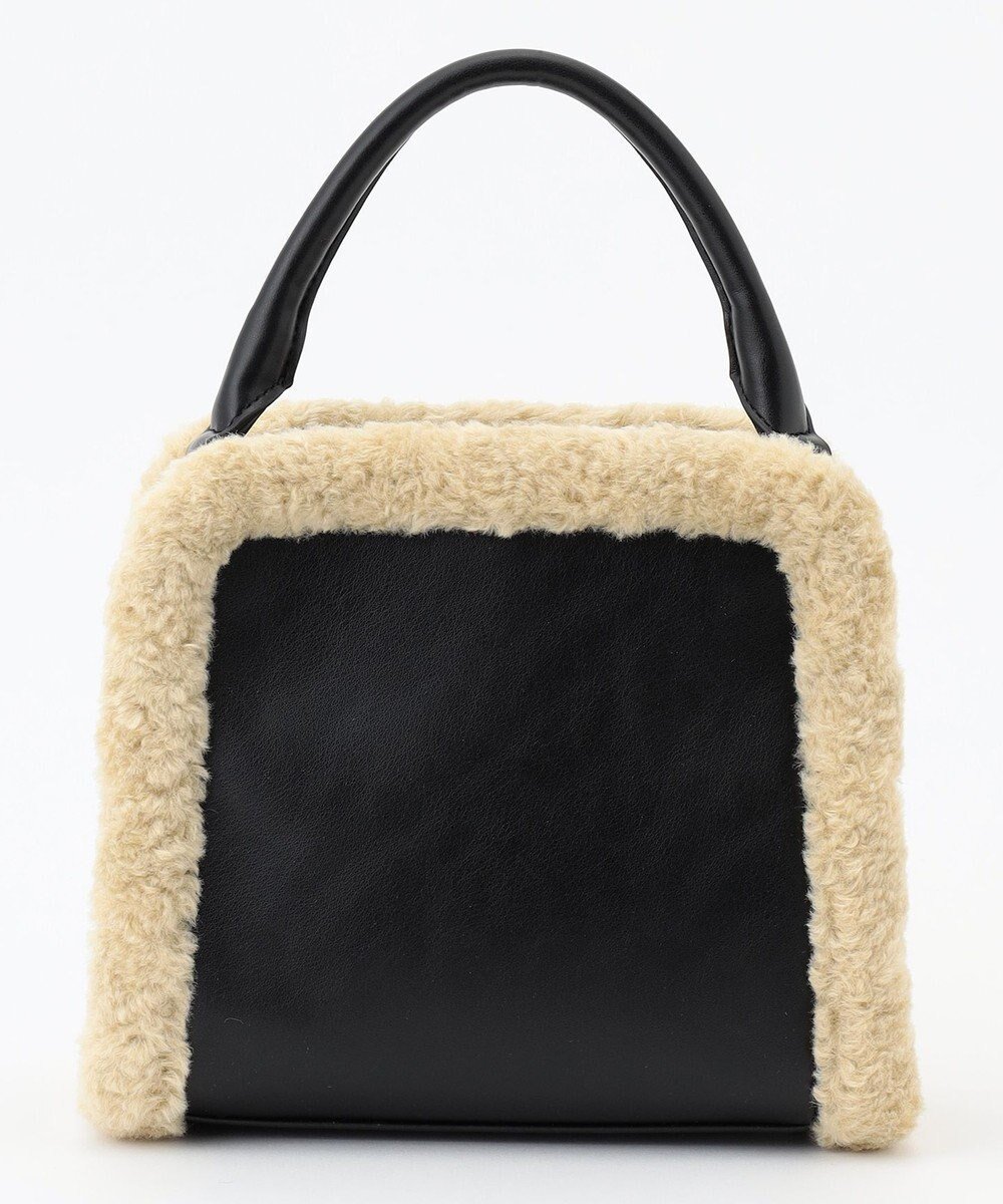 【アイシービー/iCB】の【CLASSY.1月号掲載】トリミングスクエア ショルダーバッグ インテリア・キッズ・メンズ・レディースファッション・服の通販 founy(ファニー) 雑誌掲載アイテム Magazine Picks & Fashion Features ファッション雑誌 Fashion Magazines クラッシィ CLASSY. ファッション Fashion レディースファッション Fashion for Women バッグ Bags 1月号 January Issue 2024年 2024 2024-2025秋冬・A/W Autumn/Winter 2024–25 AW24–25 コンパクト Compact, Small Size ショルダー Shoulder, Shoulder Strap スクエア Square, Square Shape トリミング Trimming, Decorative Edge トレンド Trend, Trending Now ポケット Pocket, Pocket Detail 財布 Wallet, Purse 雑誌 Magazine, Fashion Magazine ブラック系|ID: prp329100004797314 ipo3291000000034807020