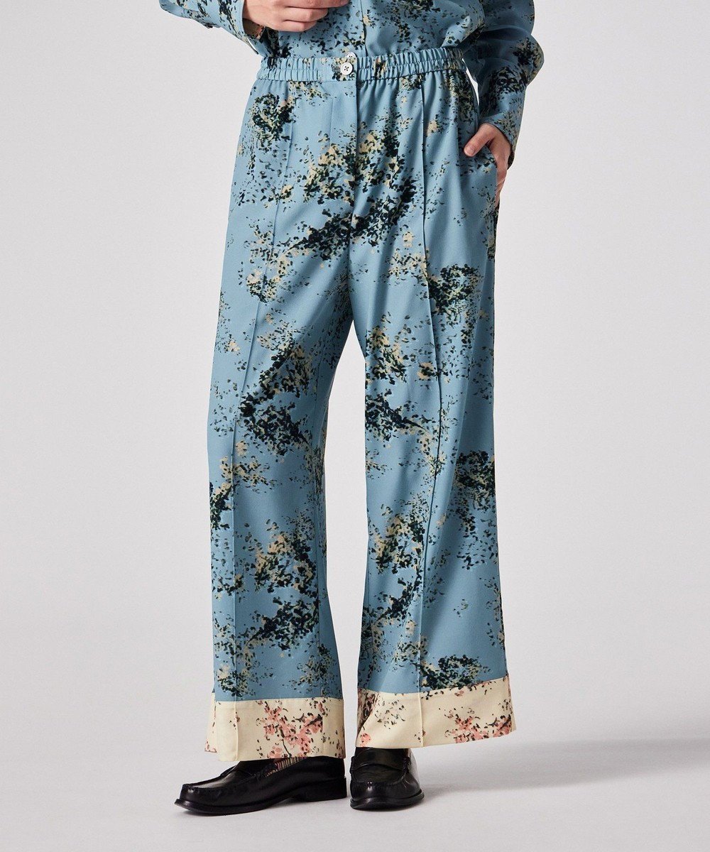 【ポール スミス/Paul Smith】のPainterly Buds パンツ インテリア・キッズ・メンズ・レディースファッション・服の通販 founy(ファニー) 　ファッション　Fashion　レディースファッション　Fashion for Women　パンツ　Pants & Trousers　シンプル　Simple, Minimal　フェミニン　Feminine, Girly　フラワー　Flower, Floral　プリント　Print, Printed Pattern　モダン　Modern, Contemporary　リラックス　Relax, Relaxed Fit　ワイド　Wide, Wide Fit　ワーク　Workwear, Utility Style　エレガント 上品　Elegant　夏　Summer　S/S・春夏　SS, Spring/Summer, Warm Season　A/W・秋冬　Autumn/Winter　ライトブルー|ID: prp329100004797339 ipo3291000000035585393
