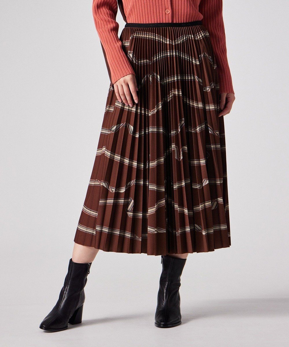 【ポール スミス/Paul Smith】のSignature Stripe リボン プリーツスカート 人気、トレンドファッション・服の通販 founy(ファニー) 　ファッション　Fashion　レディースファッション　Fashion for Women　スカート　Skirts　プリーツスカート / 上品フェミニンスタイル　Pleated Skirts　ジャケット　Jacket, Outerwear　スニーカー　Sneakers, Trainers　プリント　Print, Printed Pattern　プリーツ　Pleats, Pleated　リボン　Ribbon, Bow　エレガント 上品　Elegant　夏　Summer　S/S・春夏　SS, Spring/Summer, Warm Season　A/W・秋冬　Autumn/Winter　 other-1|ID: prp329100004797428 ipo3291000000035516341