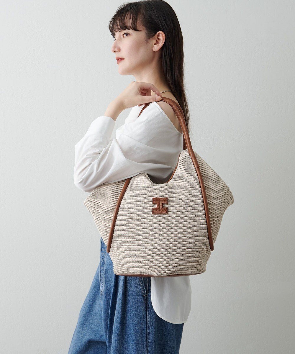 【イアクッチ/IACUCCI】のジーリオ PAGLIA/CERVO 人気、トレンドファッション・服の通販 founy(ファニー) 　ファッション　Fashion　レディースファッション　Fashion for Women　バッグ　Bags　アクセサリー　Fashion Accessories　エレガント 上品　Elegant　巾着　Drawstring Bag, Kinchaku　人気　Popular, Best Seller　バランス　Balance, Style Balance　フォルム　Silhouette, Form　フロント　Front, Front Design　日傘　Parasol, UV Umbrella　S/S・春夏　SS, Spring/Summer, Warm Season　夏　Summer　2026年　2026　 other-1|ID: prp329100004798668 ipo3291000000034817219