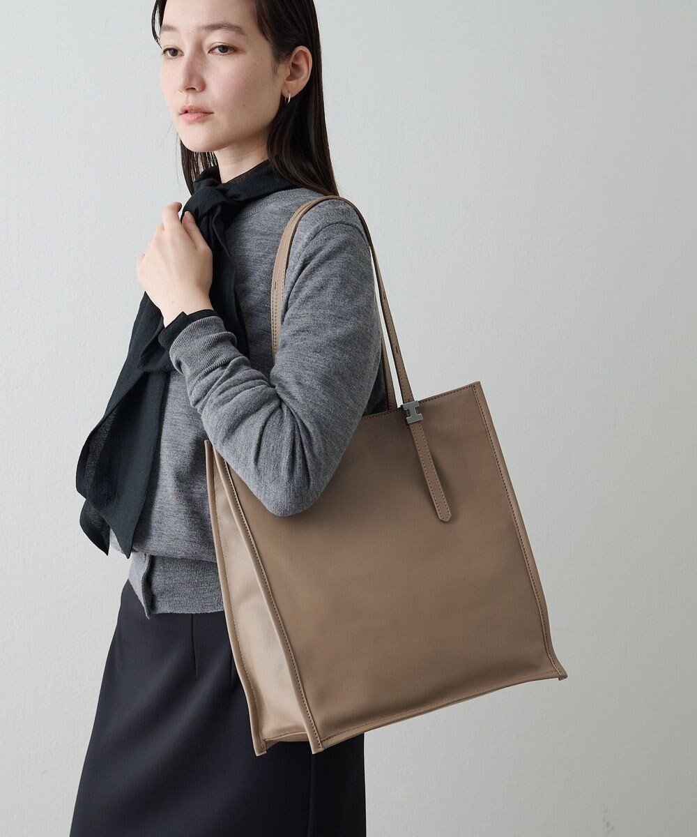 【イアクッチ/IACUCCI】のジュリエッタ NAPPA インテリア・キッズ・メンズ・レディースファッション・服の通販 founy(ファニー) 　ファッション　Fashion　レディースファッション　Fashion for Women　バッグ　Bags　シンプル　Simple, Minimal　スクエア　Square, Square Shape　スマート　Smart, Elegant　人気　Popular, Best Seller　マグネット　Magnet, Magnetic Closure　メタル　Metal, Metal Parts　ワンポイント　One Point, Statement Accent　S/S・春夏　SS, Spring/Summer, Warm Season　夏　Summer　エレガント 上品　Elegant　ビジネス 仕事 通勤　Business / Work / Commuting　2026年　2026　トープ|ID: prp329100004798670 ipo3291000000034817226