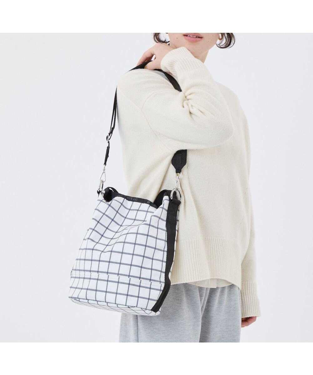 【レスポートサック/LeSportsac】のCONVERTIBLE BUCKET BAG/モノクラスチェック インテリア・キッズ・メンズ・レディースファッション・服の通販 founy(ファニー) 　ファッション　Fashion　レディースファッション　Fashion for Women　チェック　Check, Plaid, Tartan　チェーン　Chain, Chain Strap　トレンド　Trend, Trending Now　バケツ　Bucket, Bucket Style　ポケット　Pocket, Pocket Detail　マグネット　Magnet, Magnetic Closure　エレガント 上品　Elegant　手帳　Planner, Notebook　モノクラスチェック|ID: prp329100004798689 ipo3291000000034817294