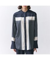 【ベイジ,/BEIGE,】のGADE / モノトーンドット柄バンドカラーブラウス 人気、トレンドファッション・服の通販 founy(ファニー) ファッション Fashion レディースファッション Fashion for Women トップス・カットソー Cut & Sew Tops シャツ・ブラウス・オフィスカジュアル Elegant Blouses & Button-Ups オケージョン Occasion Wear シンプル Simple, Minimal スカーフ Scarf, Neckwear セットアップ Set-Up, Coordinated Outfit ツイル Twist, Twisted Detail ドット Polka Dot, Dot Pattern ドレープ Drape, Draping Fabric プリント Print, Printed Pattern モノトーン Monotone, Black and White エレガント 上品 Elegant 夏 Summer 春 Spring S/S・春夏 SS, Spring/Summer, Warm Season 洗える Machine Washable |ID:prp329100004800219