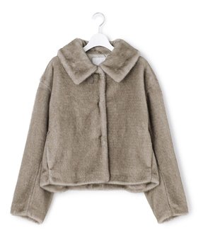 【23区/NIJYUSANKU】 【GOLD LABEL】ECOPEL フォギーカラー ファーブルゾン人気、トレンドファッション・服の通販 founy(ファニー) ファッション Fashion レディースファッション Fashion for Women アウター Coat / Outerwear Collection レディースジャケット・軽アウター Jackets ブルゾンジャケット・スポーティアウター Blouson Jackets エレガント 上品 Elegant コレクション Collection, Seasonal Line ショート Short, Short Length シンプル Simple, Minimal ジャケット Jacket, Outerwear スマート Smart, Elegant フランス France, French フロント Front, Front Design ブルゾン Blouson, Bomber Jacket プリント Print, Printed Pattern 防寒 Cold Protection, Winter-Ready リアル Real, Realistic リュクス Luxury, Elegant, High-End, Chic A/W・秋冬 Autumn/Winter 冬 Winter / This Winter 2025年 2025 2025-2026秋冬・A/W Autumn/Winter 2025–26 AW25–26 |ID:prp329100004800221